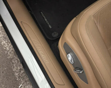 Белый Порше Масан, объемом двигателя 1.98 л и пробегом 162 тыс. км за 22399 $, фото 3 на Automoto.ua