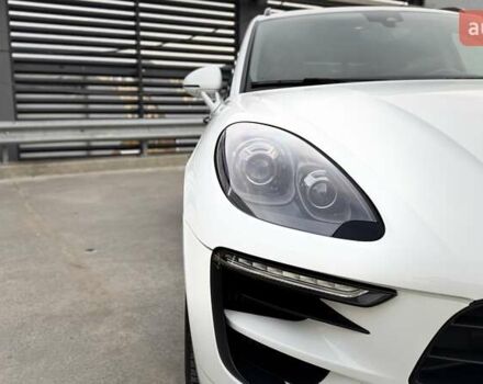 Белый Порше Масан, объемом двигателя 3 л и пробегом 101 тыс. км за 36900 $, фото 8 на Automoto.ua