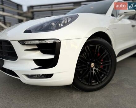Белый Порше Масан, объемом двигателя 3 л и пробегом 101 тыс. км за 36900 $, фото 4 на Automoto.ua