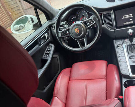 Белый Порше Масан, объемом двигателя 2.99 л и пробегом 47 тыс. км за 29500 $, фото 32 на Automoto.ua