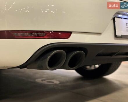 Белый Порше Масан, объемом двигателя 3 л и пробегом 36 тыс. км за 52500 $, фото 16 на Automoto.ua