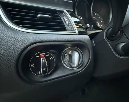Білий Порше Масан, об'ємом двигуна 1.98 л та пробігом 208 тис. км за 27500 $, фото 31 на Automoto.ua