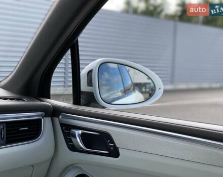 Белый Порше Масан, объемом двигателя 3 л и пробегом 32 тыс. км за 53000 $, фото 32 на Automoto.ua