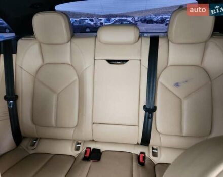 Порше Масан 2018 у Луцьку на Automoto.ua Білий Порше Масан, об'ємом двигуна 3 л та пробігом 75 тис. км за 12000 $, фото 8 на Automoto.ua