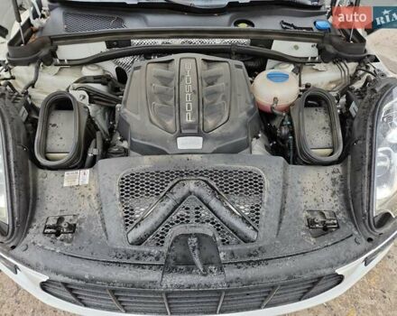 Порше Масан 2018 у Луцьку на Automoto.ua Білий Порше Масан, об'ємом двигуна 3 л та пробігом 75 тис. км за 12000 $, фото 11 на Automoto.ua