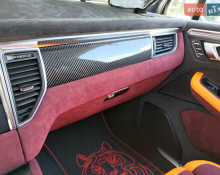 Белый Порше Масан, объемом двигателя 3 л и пробегом 53 тыс. км за 44444 $, фото 17 на Automoto.ua