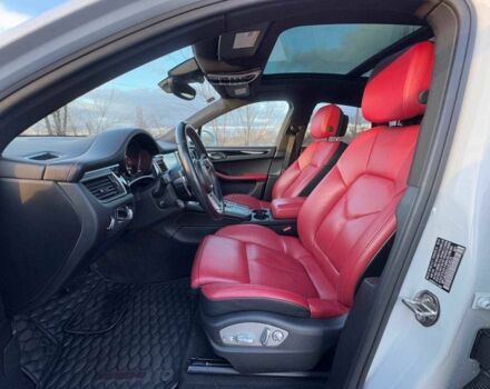 Білий Порше Масан, об'ємом двигуна 2 л та пробігом 50 тис. км за 30200 $, фото 6 на Automoto.ua