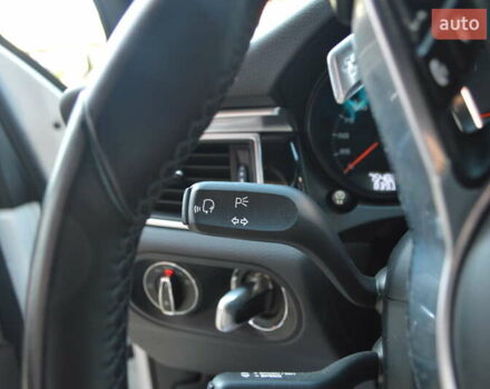 Белый Порше Масан, объемом двигателя 3 л и пробегом 88 тыс. км за 31900 $, фото 21 на Automoto.ua