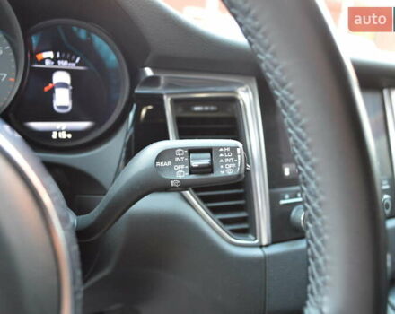 Белый Порше Масан, объемом двигателя 3 л и пробегом 88 тыс. км за 31900 $, фото 22 на Automoto.ua