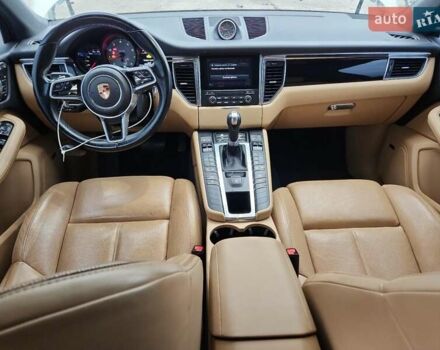 Порше Масан 2018 у Луцьку на Automoto.ua Білий Порше Масан, об'ємом двигуна 3 л та пробігом 75 тис. км за 12000 $, фото 7 на Automoto.ua