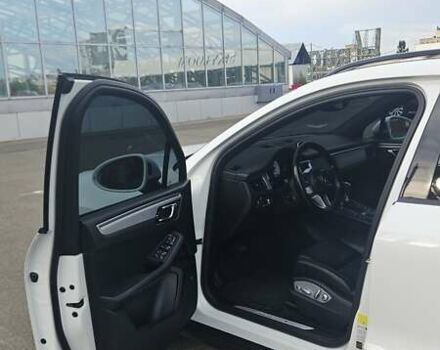 Белый Порше Масан, объемом двигателя 3 л и пробегом 78 тыс. км за 31000 $, фото 34 на Automoto.ua