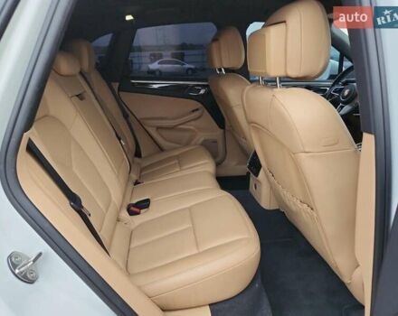 Порше Масан 2018 у Луцьку на Automoto.ua Білий Порше Масан, об'ємом двигуна 3 л та пробігом 75 тис. км за 12000 $, фото 9 на Automoto.ua