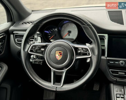 Белый Порше Масан, объемом двигателя 3 л и пробегом 130 тыс. км за 35500 $, фото 70 на Automoto.ua