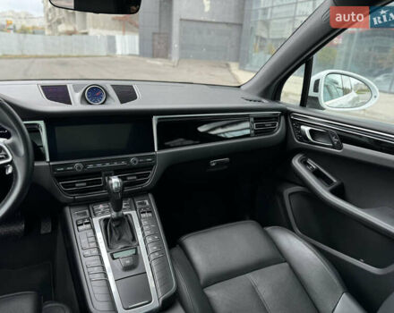 Белый Порше Масан, объемом двигателя 3 л и пробегом 130 тыс. км за 36500 $, фото 65 на Automoto.ua