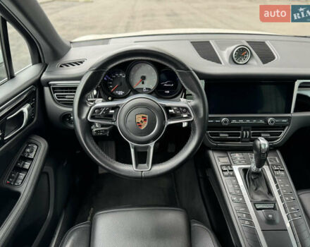 Белый Порше Масан, объемом двигателя 3 л и пробегом 130 тыс. км за 35500 $, фото 66 на Automoto.ua