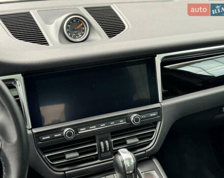 Белый Порше Масан, объемом двигателя 3 л и пробегом 130 тыс. км за 35500 $, фото 68 на Automoto.ua