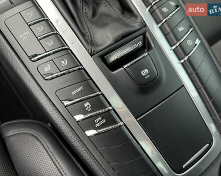 Белый Порше Масан, объемом двигателя 3 л и пробегом 130 тыс. км за 36500 $, фото 71 на Automoto.ua