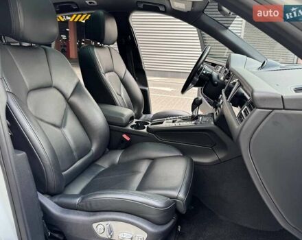 Білий Порше Масан, об'ємом двигуна 3 л та пробігом 77 тис. км за 42990 $, фото 12 на Automoto.ua