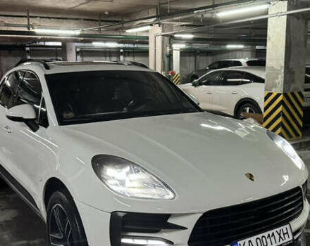 Белый Порше Масан, объемом двигателя 3 л и пробегом 80 тыс. км за 42499 $, фото 2 на Automoto.ua
