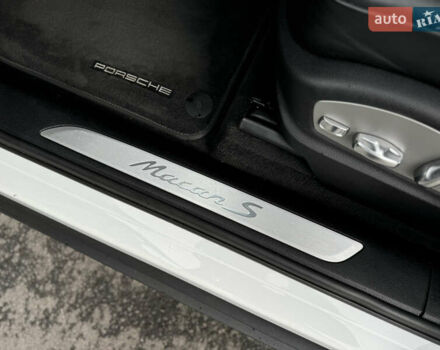 Белый Порше Масан, объемом двигателя 3 л и пробегом 130 тыс. км за 36500 $, фото 48 на Automoto.ua
