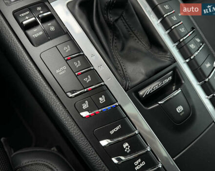 Белый Порше Масан, объемом двигателя 3 л и пробегом 130 тыс. км за 35500 $, фото 79 на Automoto.ua