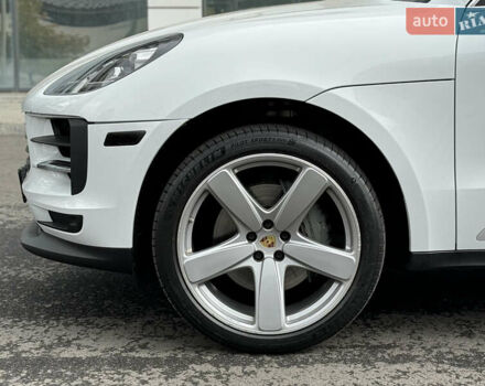 Белый Порше Масан, объемом двигателя 3 л и пробегом 130 тыс. км за 36500 $, фото 32 на Automoto.ua