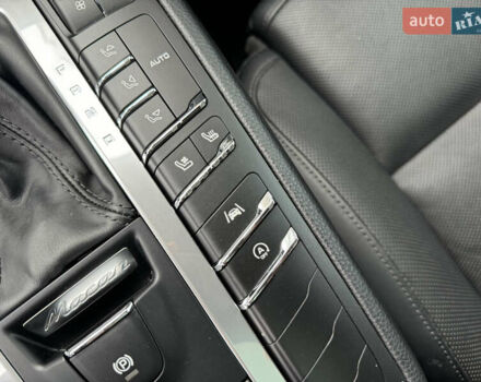 Белый Порше Масан, объемом двигателя 3 л и пробегом 130 тыс. км за 35500 $, фото 72 на Automoto.ua