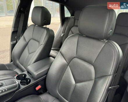 Белый Порше Масан, объемом двигателя 3 л и пробегом 130 тыс. км за 35500 $, фото 51 на Automoto.ua