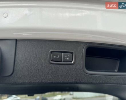 Белый Порше Масан, объемом двигателя 3 л и пробегом 130 тыс. км за 35500 $, фото 84 на Automoto.ua