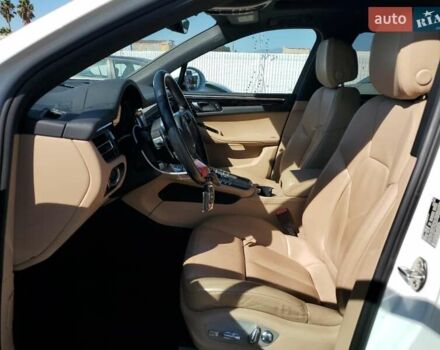 Белый Порше Масан, объемом двигателя 1.98 л и пробегом 57 тыс. км за 16000 $, фото 6 на Automoto.ua