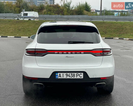 Белый Порше Масан, объемом двигателя 1.98 л и пробегом 38 тыс. км за 49900 $, фото 8 на Automoto.ua