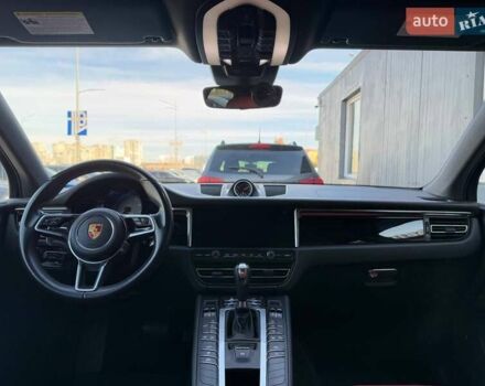 Белый Порше Масан, объемом двигателя 3 л и пробегом 29 тыс. км за 56990 $, фото 13 на Automoto.ua