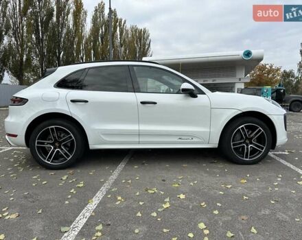 Белый Порше Масан, объемом двигателя 3 л и пробегом 73 тыс. км за 43500 $, фото 3 на Automoto.ua