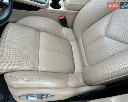 Белый Порше Масан, объемом двигателя 3 л и пробегом 73 тыс. км за 43500 $, фото 27 на Automoto.ua