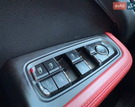 Белый Порше Масан, объемом двигателя 3 л и пробегом 29 тыс. км за 56990 $, фото 15 на Automoto.ua