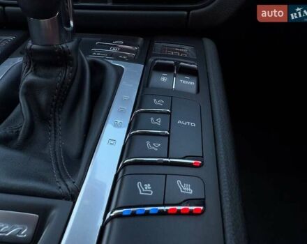 Белый Порше Масан, объемом двигателя 3 л и пробегом 29 тыс. км за 56990 $, фото 23 на Automoto.ua