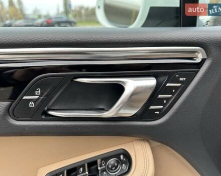 Белый Порше Масан, объемом двигателя 3 л и пробегом 73 тыс. км за 43500 $, фото 24 на Automoto.ua