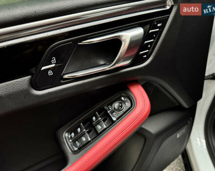 Белый Порше Масан, объемом двигателя 3 л и пробегом 79 тыс. км за 55500 $, фото 14 на Automoto.ua