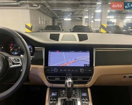 Белый Порше Масан, объемом двигателя 1.98 л и пробегом 31 тыс. км за 55302 $, фото 29 на Automoto.ua