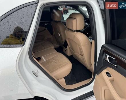 Білий Порше Масан, об'ємом двигуна 2 л та пробігом 136 тис. км за 35000 $, фото 12 на Automoto.ua