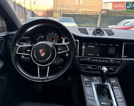 Белый Порше Масан, объемом двигателя 3 л и пробегом 67 тыс. км за 37000 $, фото 13 на Automoto.ua