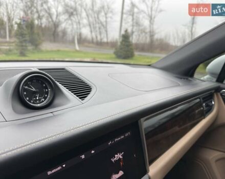 Белый Порше Масан, объемом двигателя 1.98 л и пробегом 41 тыс. км за 56000 $, фото 14 на Automoto.ua