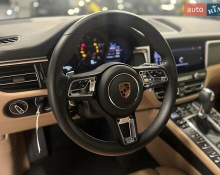 Белый Порше Масан, объемом двигателя 1.98 л и пробегом 31 тыс. км за 55302 $, фото 30 на Automoto.ua