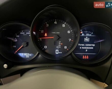 Белый Порше Масан, объемом двигателя 1.98 л и пробегом 31 тыс. км за 55302 $, фото 50 на Automoto.ua