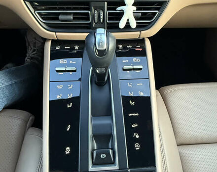 Белый Порше Масан, объемом двигателя 1.98 л и пробегом 50 тыс. км за 60000 $, фото 8 на Automoto.ua