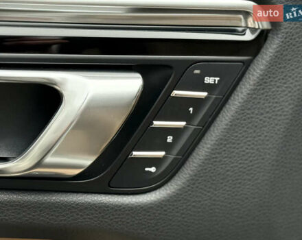 Белый Порше Масан, объемом двигателя 1.98 л и пробегом 37 тыс. км за 69000 $, фото 54 на Automoto.ua