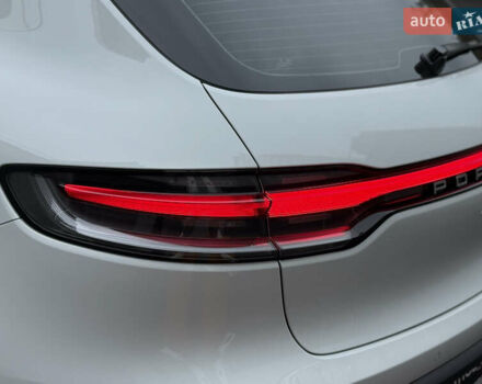 Порше Масан 2023 у Києві на Automoto.ua Білий Порше Масан, об'ємом двигуна 1.98 л та пробігом 37 тис. км за 68000 $, фото 33 на Automoto.ua