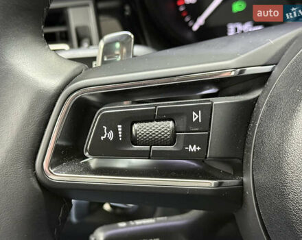 Белый Порше Масан, объемом двигателя 2.89 л и пробегом 3 тыс. км за 72000 $, фото 63 на Automoto.ua