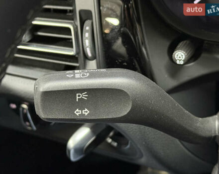 Белый Порше Масан, объемом двигателя 2.89 л и пробегом 3 тыс. км за 72000 $, фото 66 на Automoto.ua