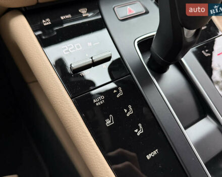 Белый Порше Масан, объемом двигателя 1.98 л и пробегом 37 тыс. км за 69000 $, фото 75 на Automoto.ua